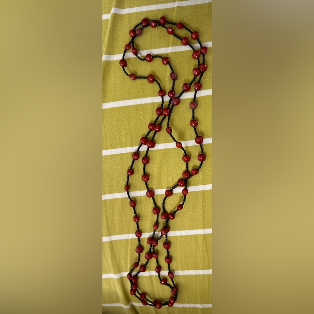Women's Beaded Necklace
